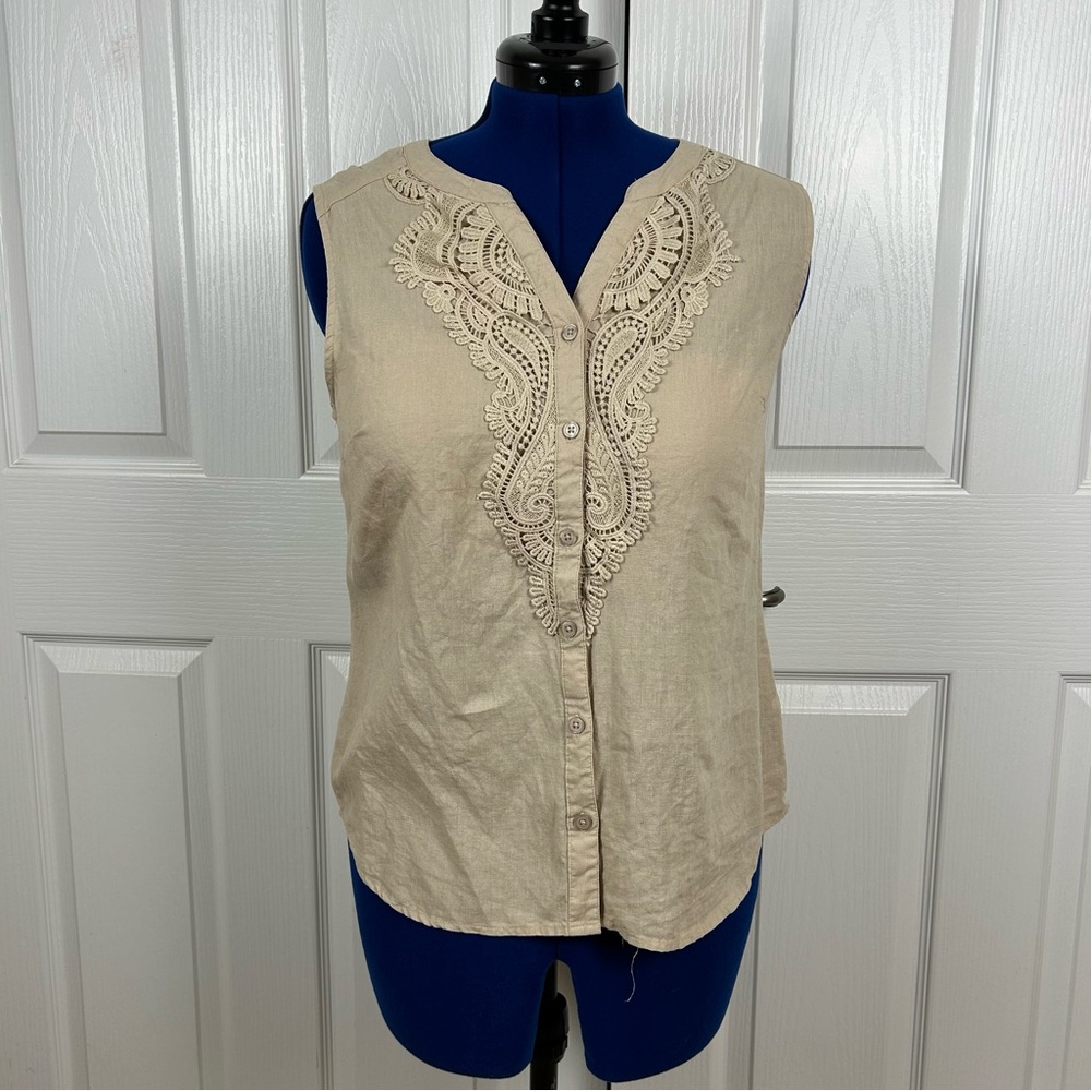 Emily Daniels 100% Linen‎ V-Neck Camel Button-Down Blouse with Lace Detail